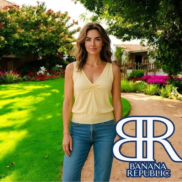 Silk Blend Knit Banana Republic Pale Yellow Sleeveless Sweater Vest Top - Picture 3 of 17